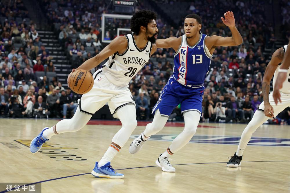 足球队已逐 足球队已逐